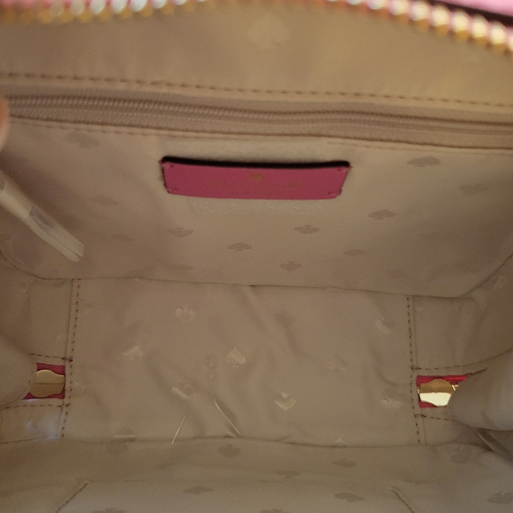 Kate Spade Maddy Top Handle Camera Bag in Bright Peony. With crossbody strap.NWT - Picture 5 of 7